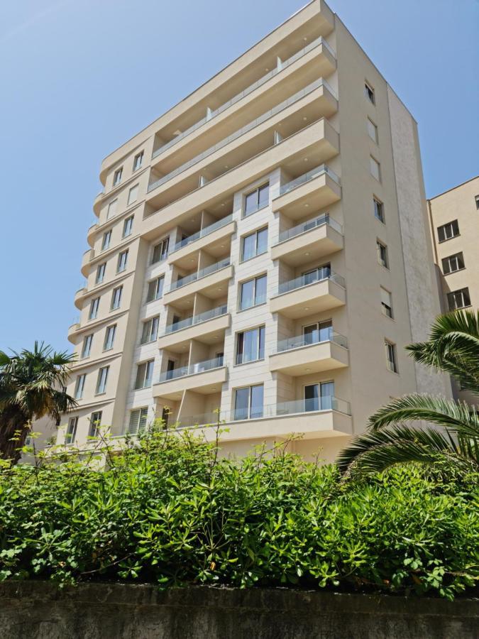 As Apartments بودفا المظهر الخارجي الصورة